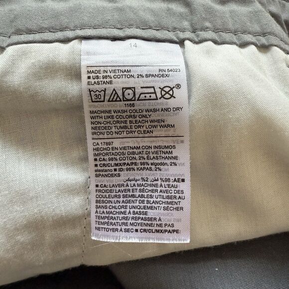 Old Navy Everyday Short Gray Chino Women’s Size 14 - Picture 5 of 6